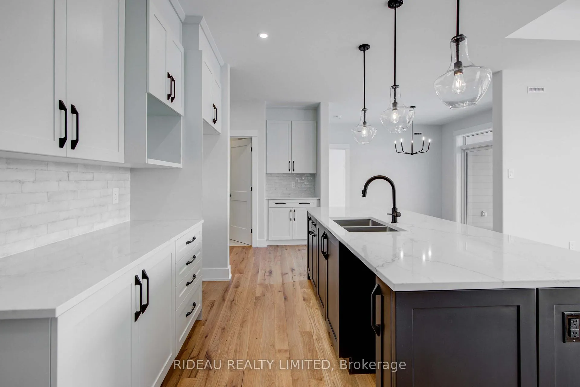 Photo 10 of 110 Hearthside Drive, Westport — HOMEH