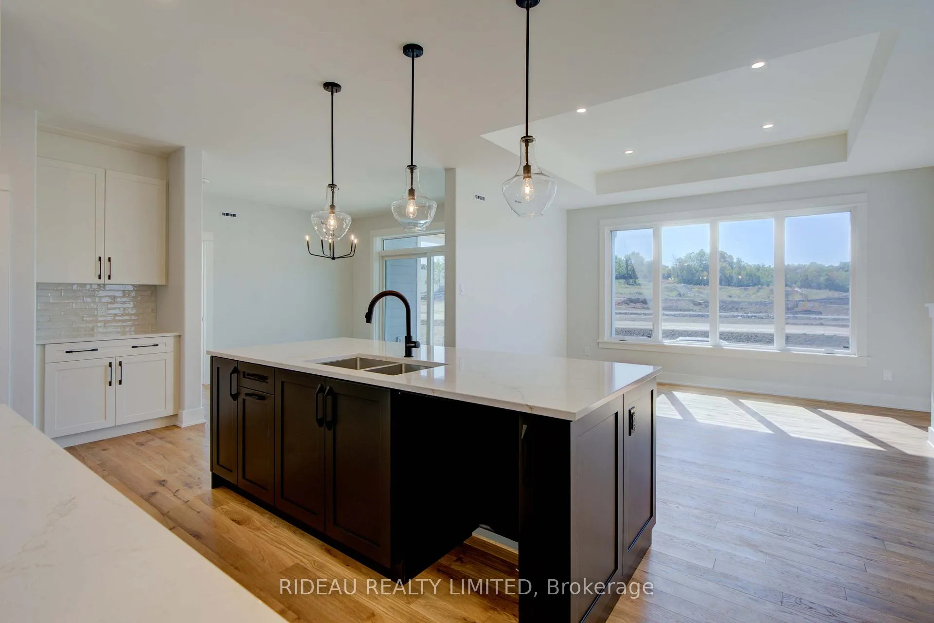Photo 11 of 110 Hearthside Drive, Westport — HOMEH