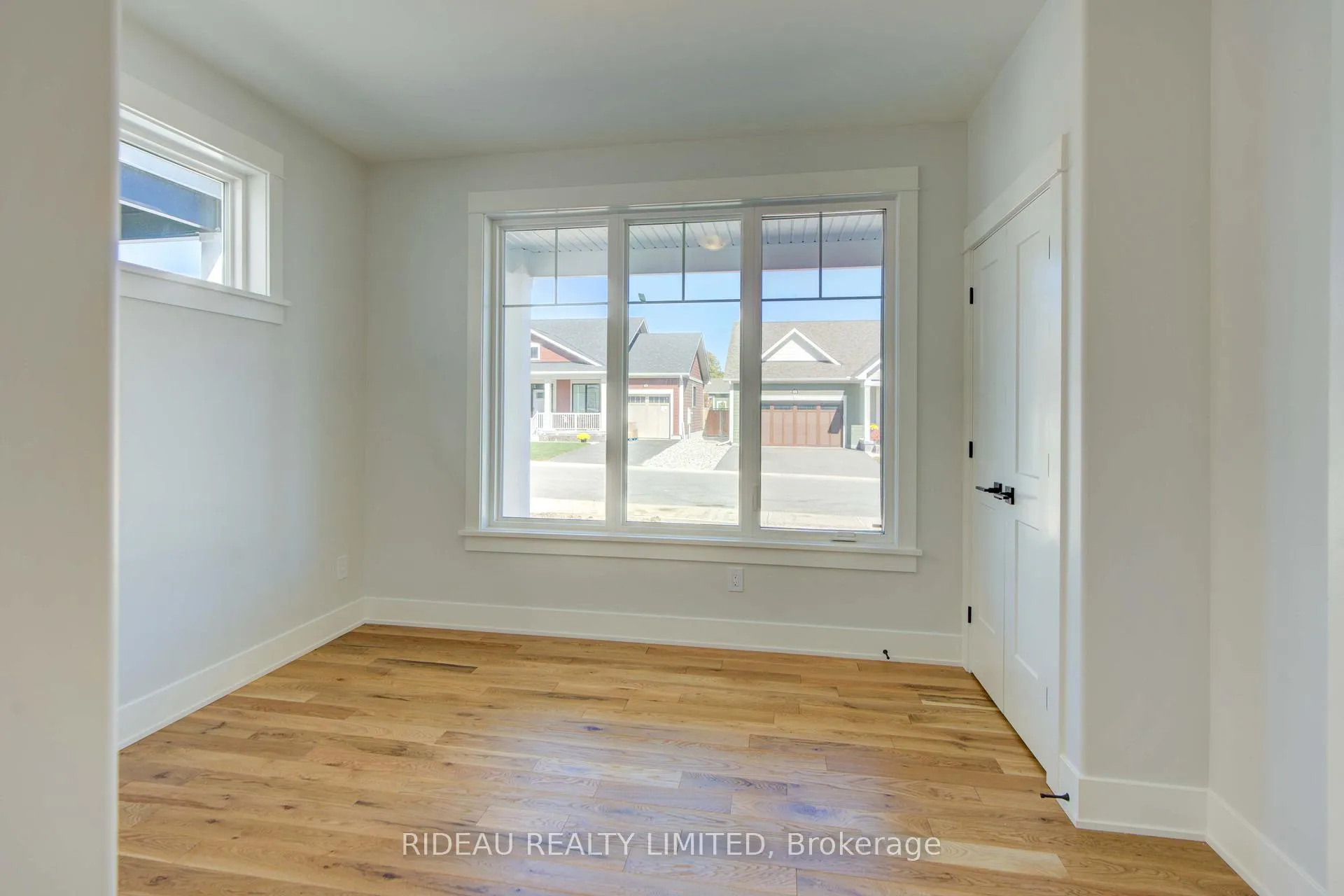 Photo 23 of 110 Hearthside Drive, Westport — HOMEH