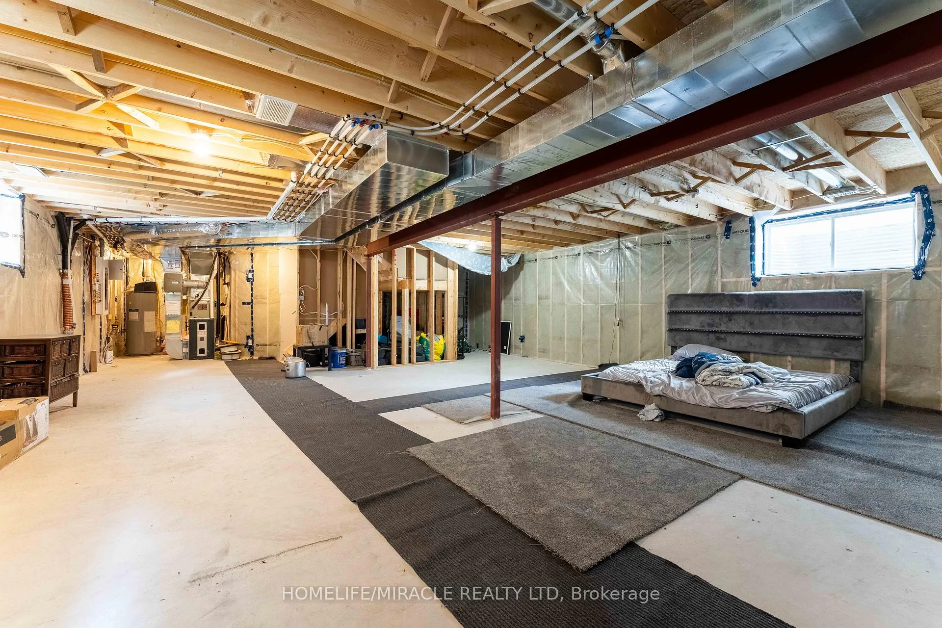 Photo 16 of 80 Doon Creek Street, Kitchener — HOMEH