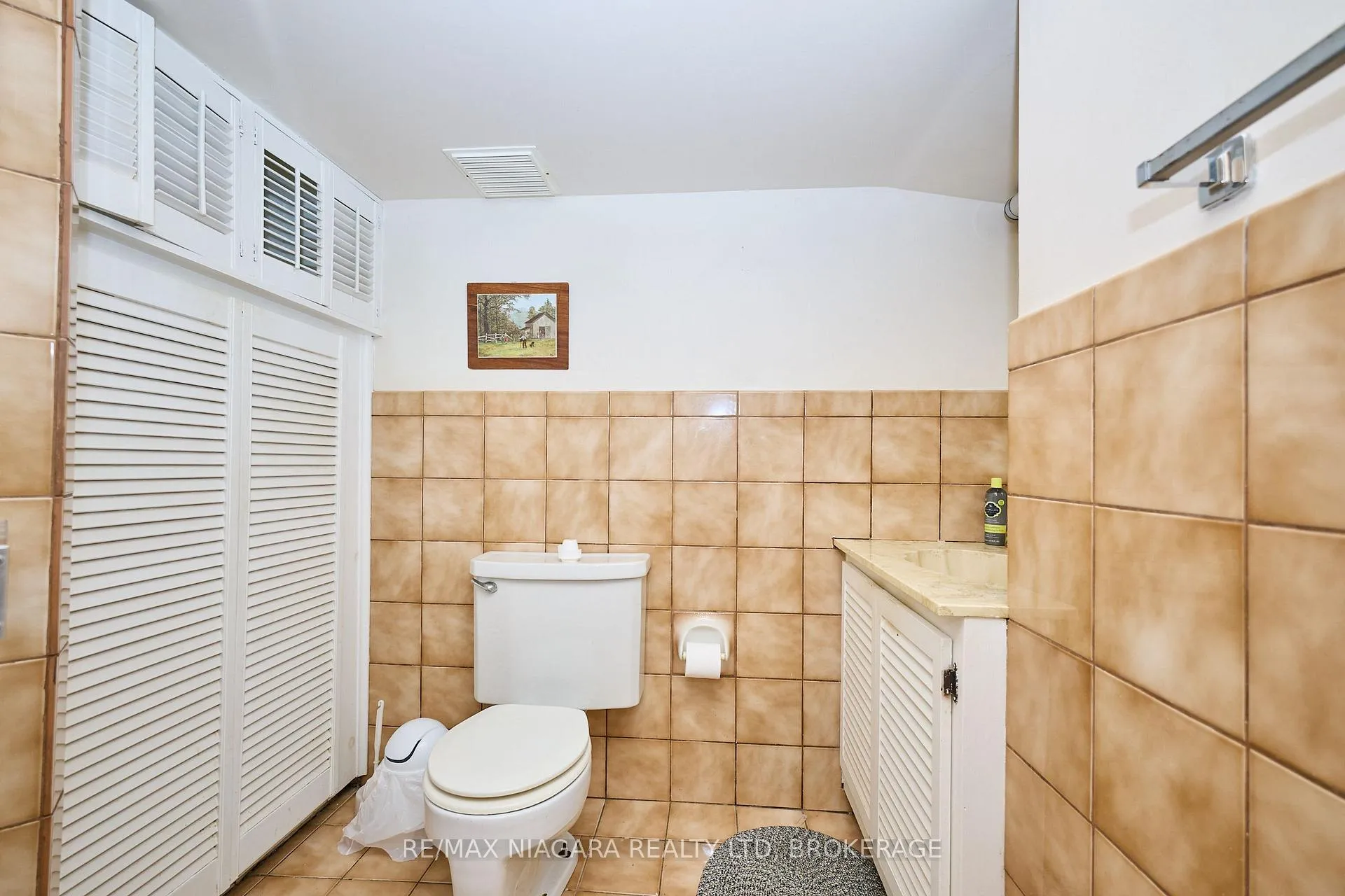 Photo 15 of 6 Munro Street, Thorold, Thorold Downtown — HOMEH