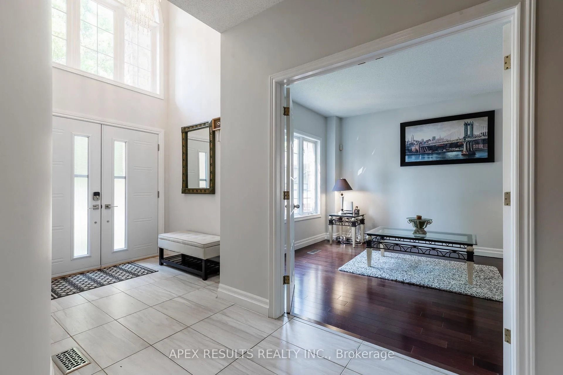Photo 5 of 98 Stonehenge Drive, Hamilton, Ancaster — HOMEH