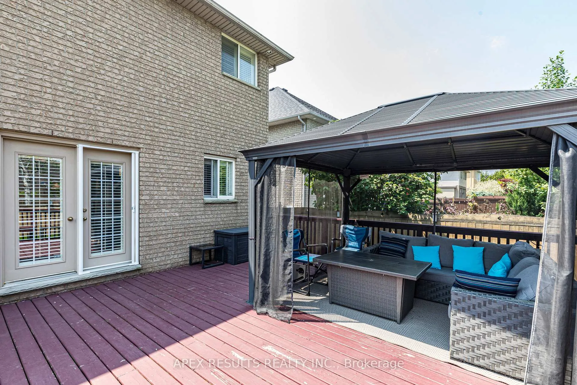 Photo 48 of 98 Stonehenge Drive, Hamilton, Ancaster — HOMEH
