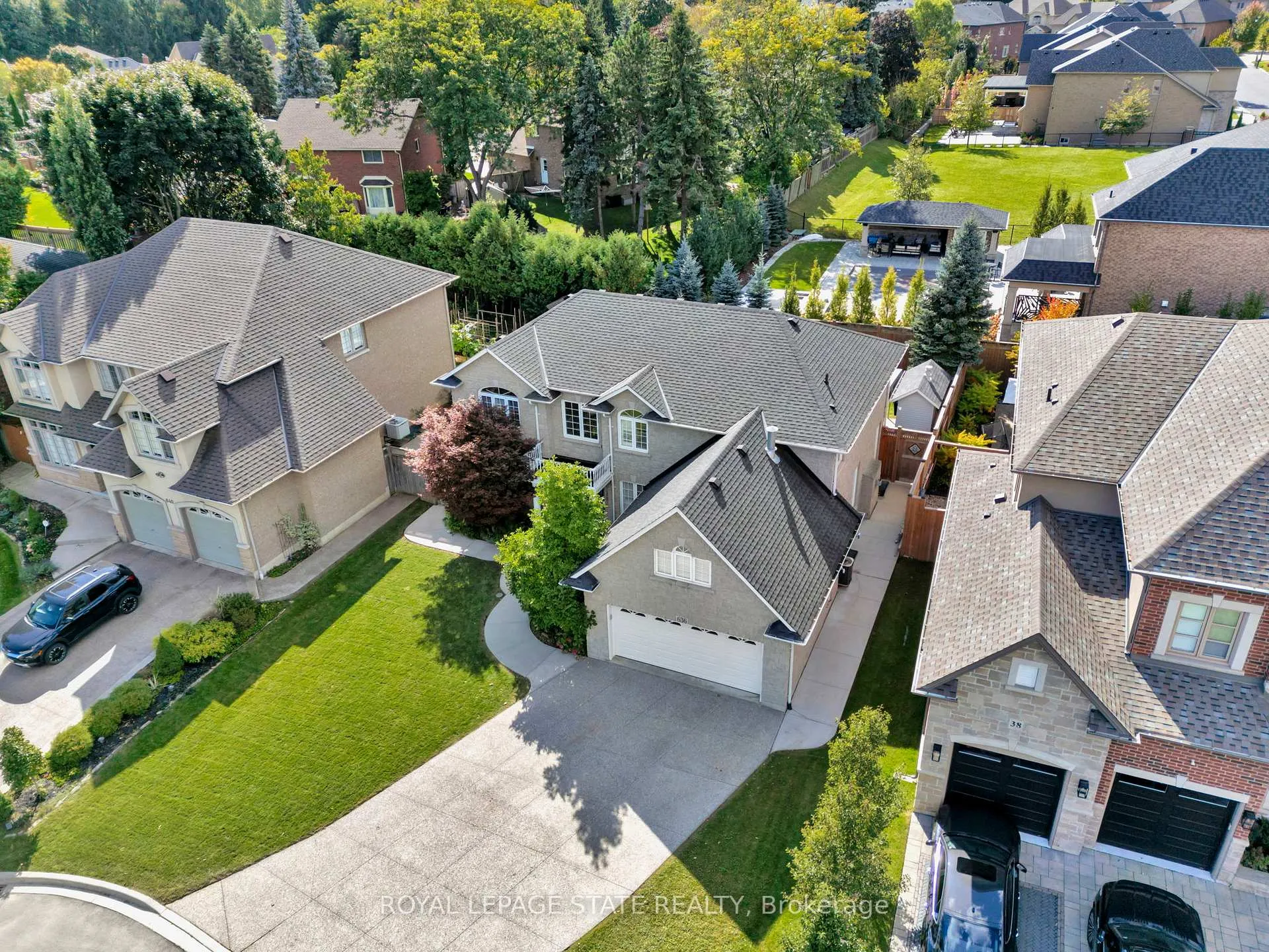 Photo 24 of 636 Greenravine Drive, Hamilton, Ancaster — HOMEH