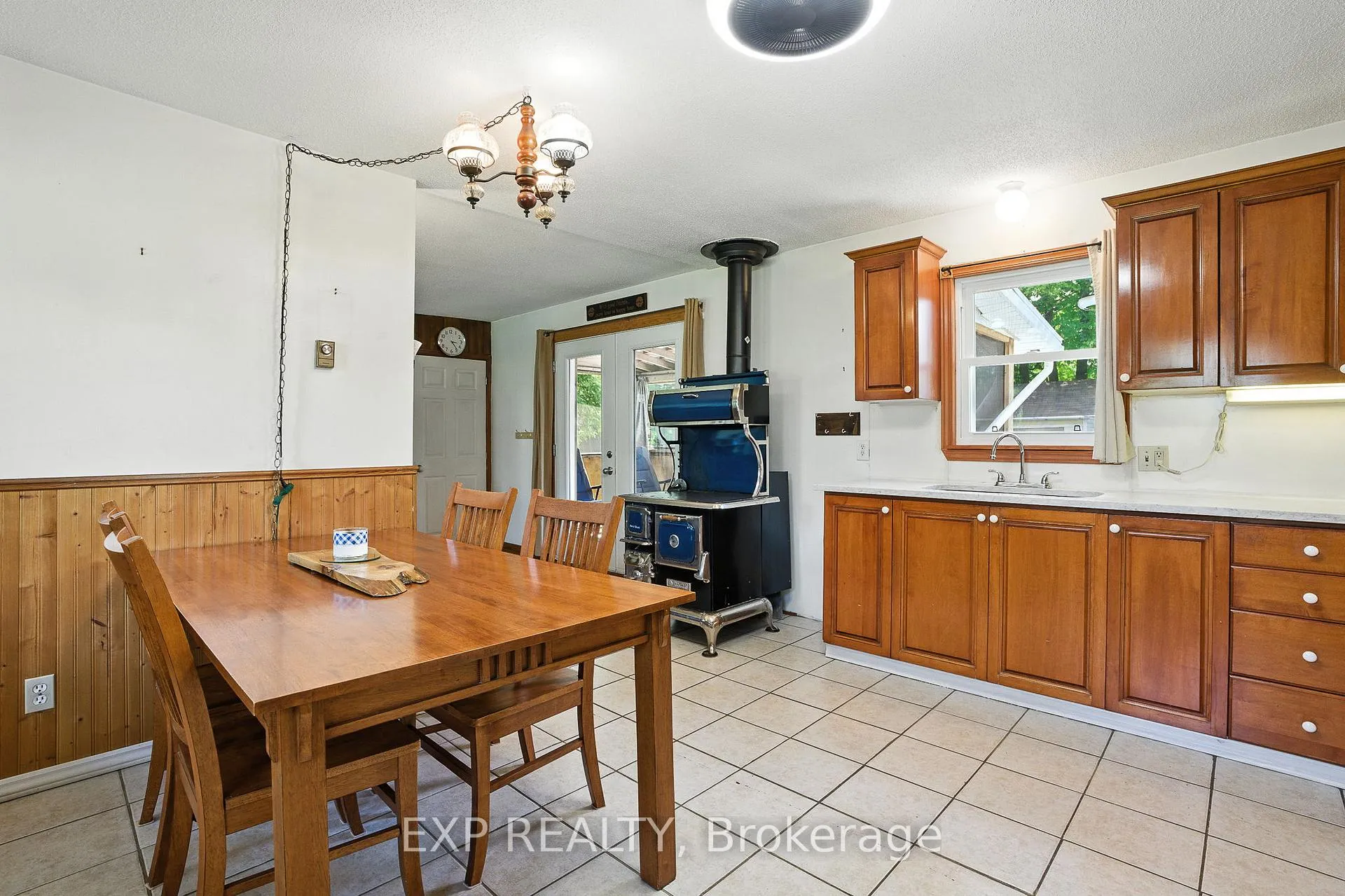 Photo 7 of 7800 34 Highway, Champlain, Vankleek Hill — HOMEH