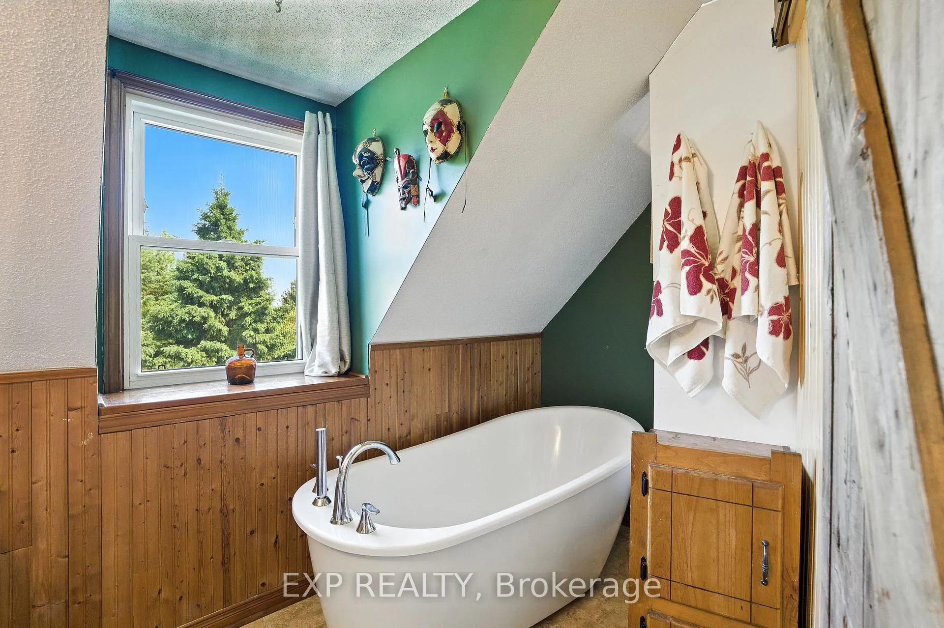 Photo 18 of 7800 34 Highway, Champlain, Vankleek Hill — HOMEH