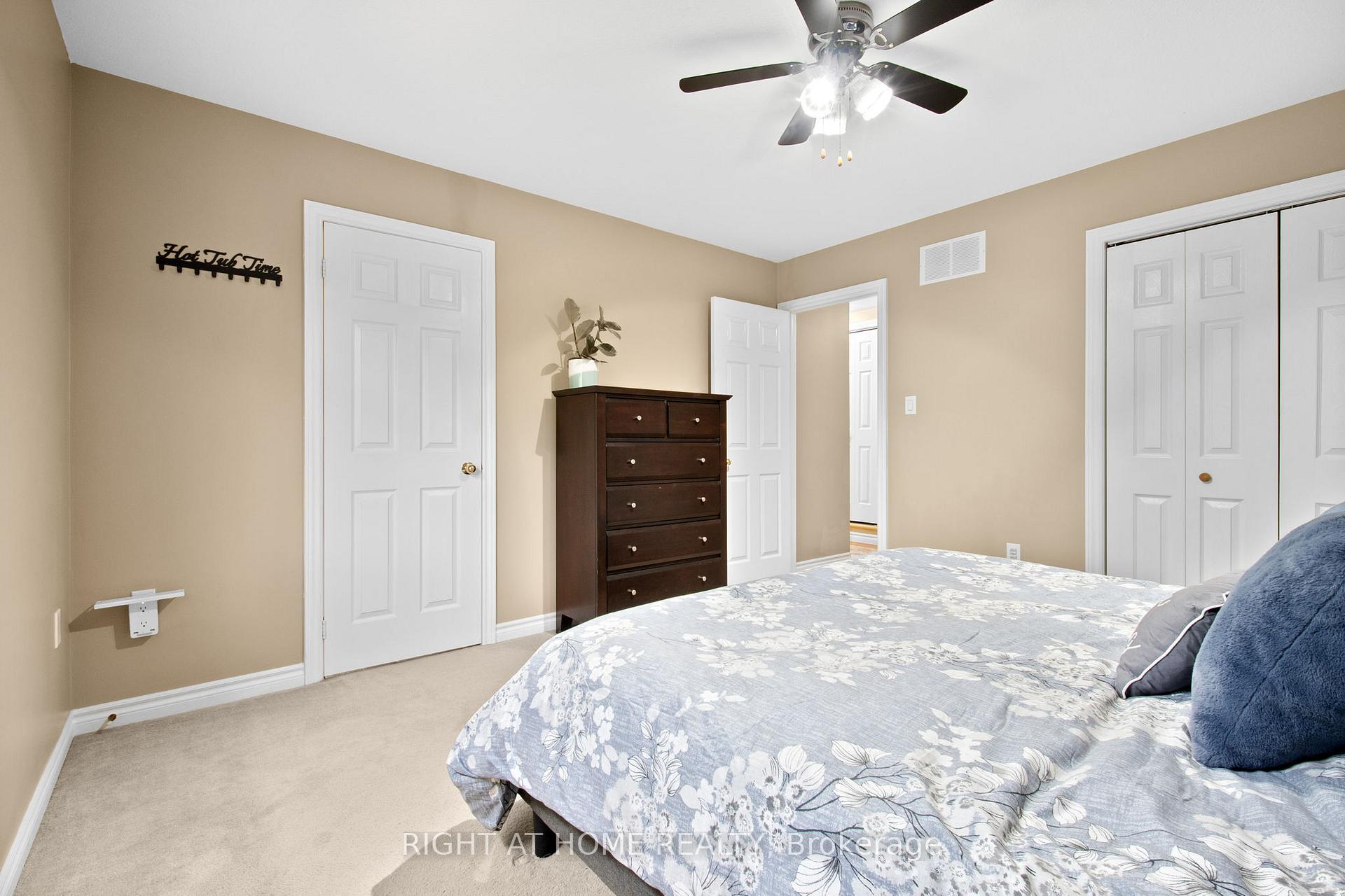 Photo 11 of 18 Edgewood Crescent, Clearview, New Lowell — HOMEH