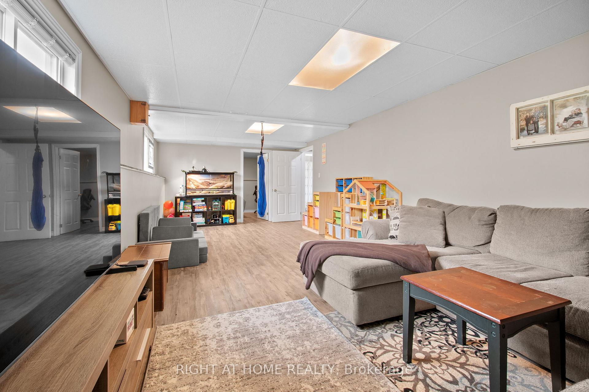 Photo 20 of 18 Edgewood Crescent, Clearview, New Lowell — HOMEH