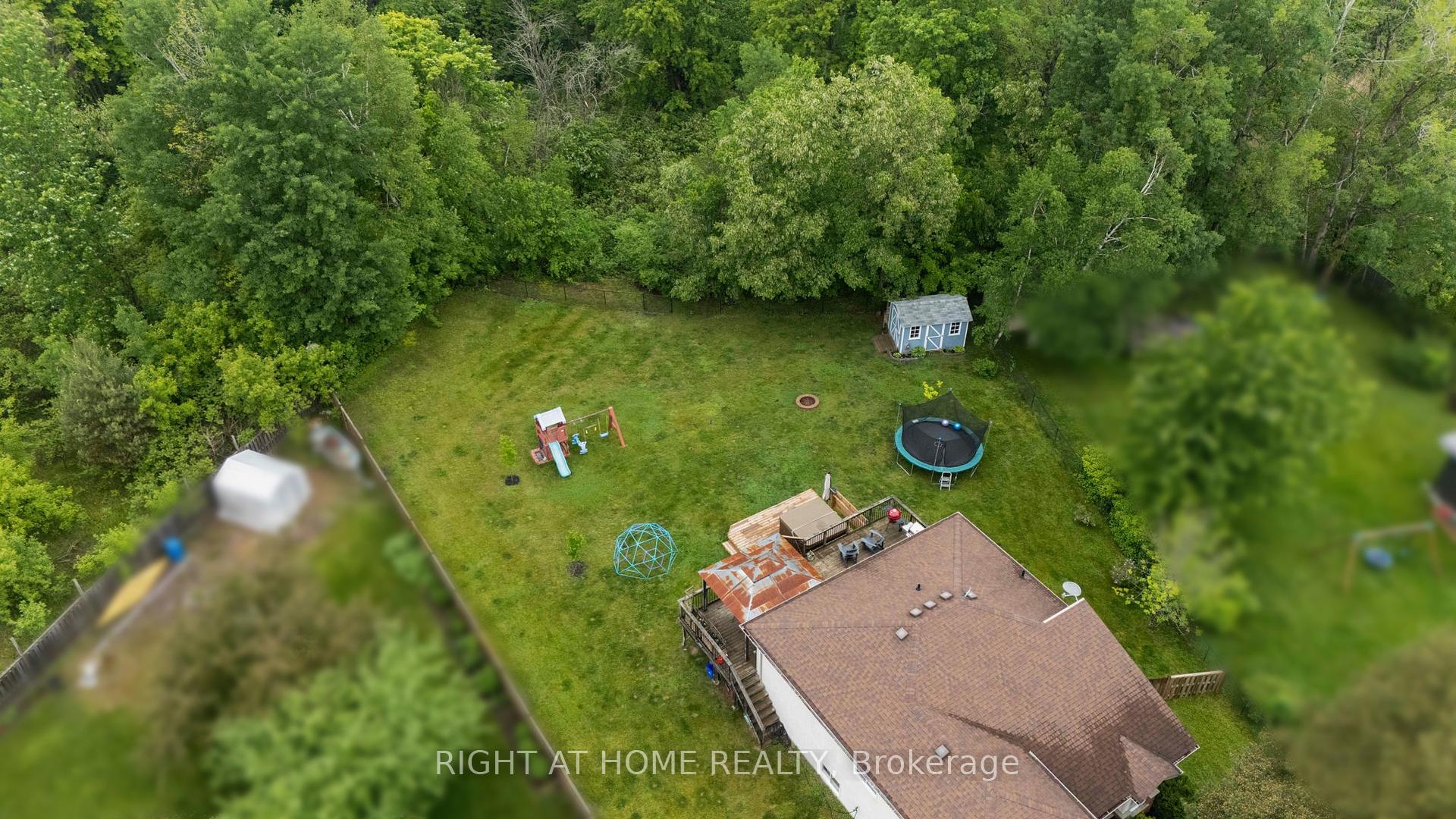 Photo 29 of 18 Edgewood Crescent, Clearview, New Lowell — HOMEH