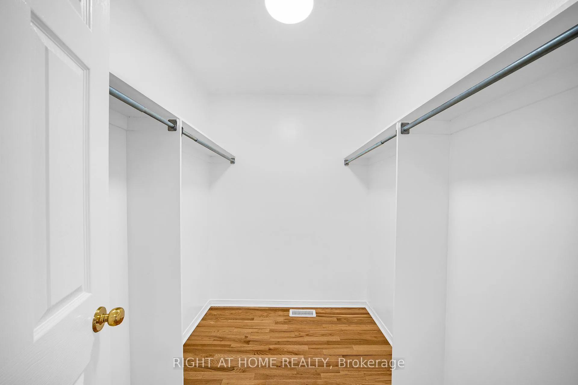 Photo 22 of 1566 Rumford Drive, Ottawa, Fallingbrook/Pineridge — HOMEH