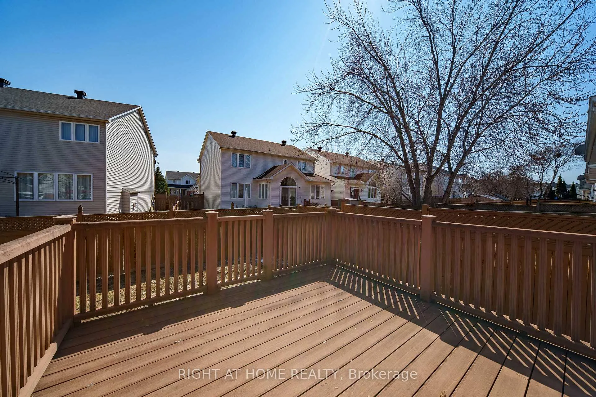 Photo 33 of 1566 Rumford Drive, Ottawa, Fallingbrook/Pineridge — HOMEH