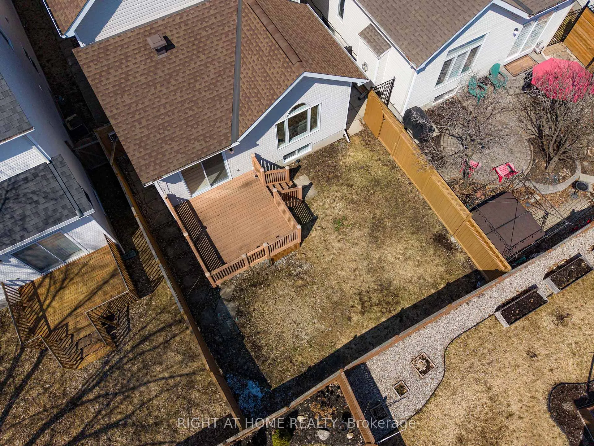 Photo 34 of 1566 Rumford Drive, Ottawa, Fallingbrook/Pineridge — HOMEH