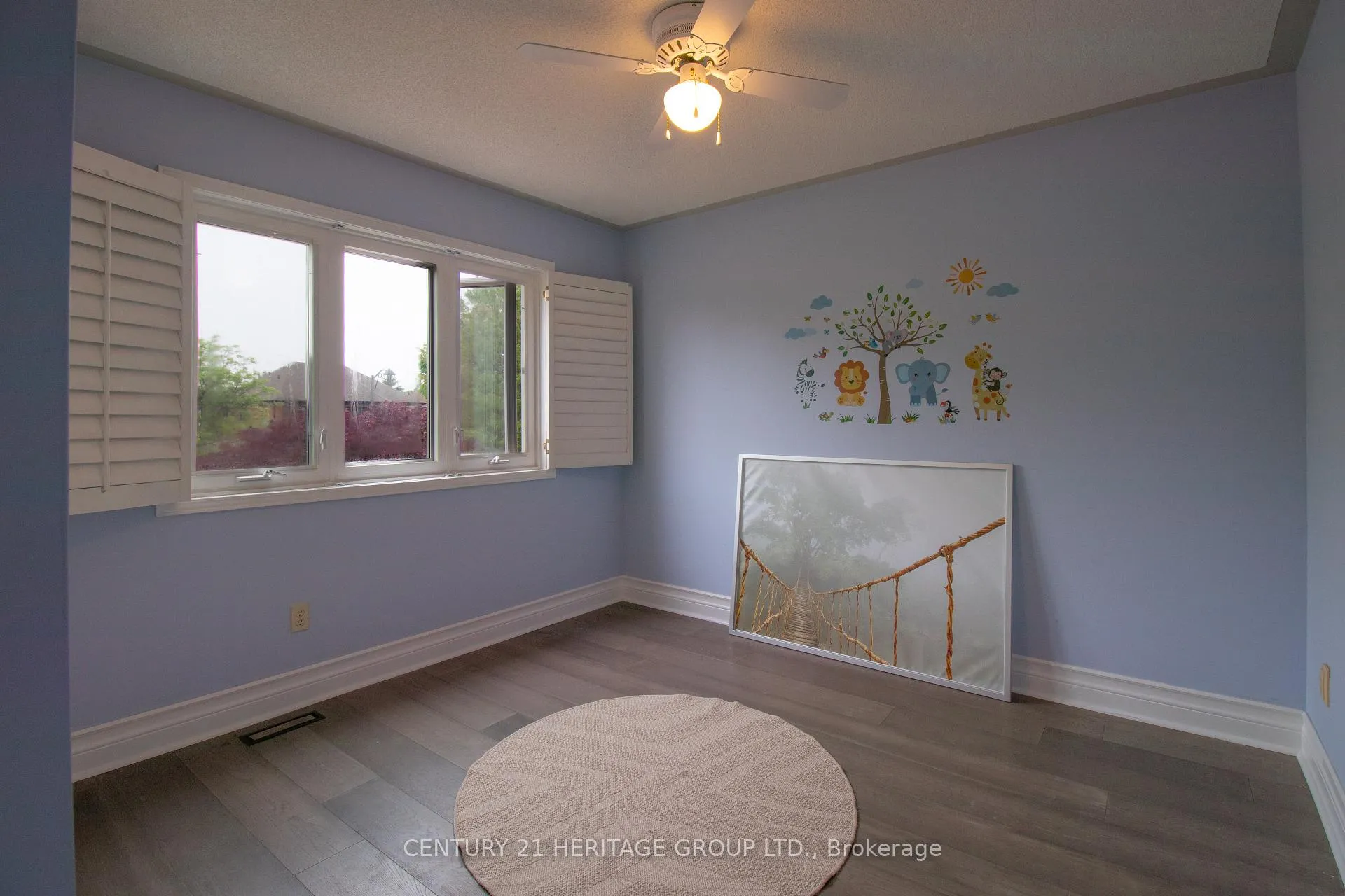 Photo 28 of 27 Charing Crescent, Aurora, Aurora Highlands — HOMEH