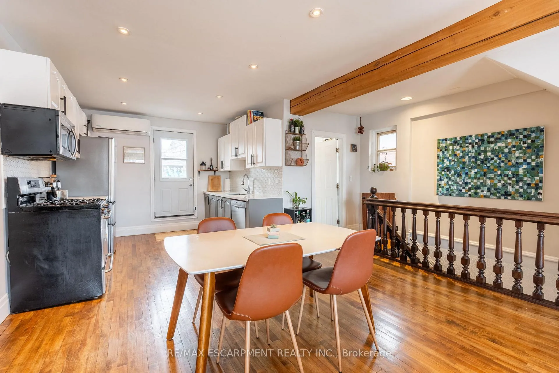 Photo 4 of 71 Clyde Street, Hamilton, Landsdale — HOMEH