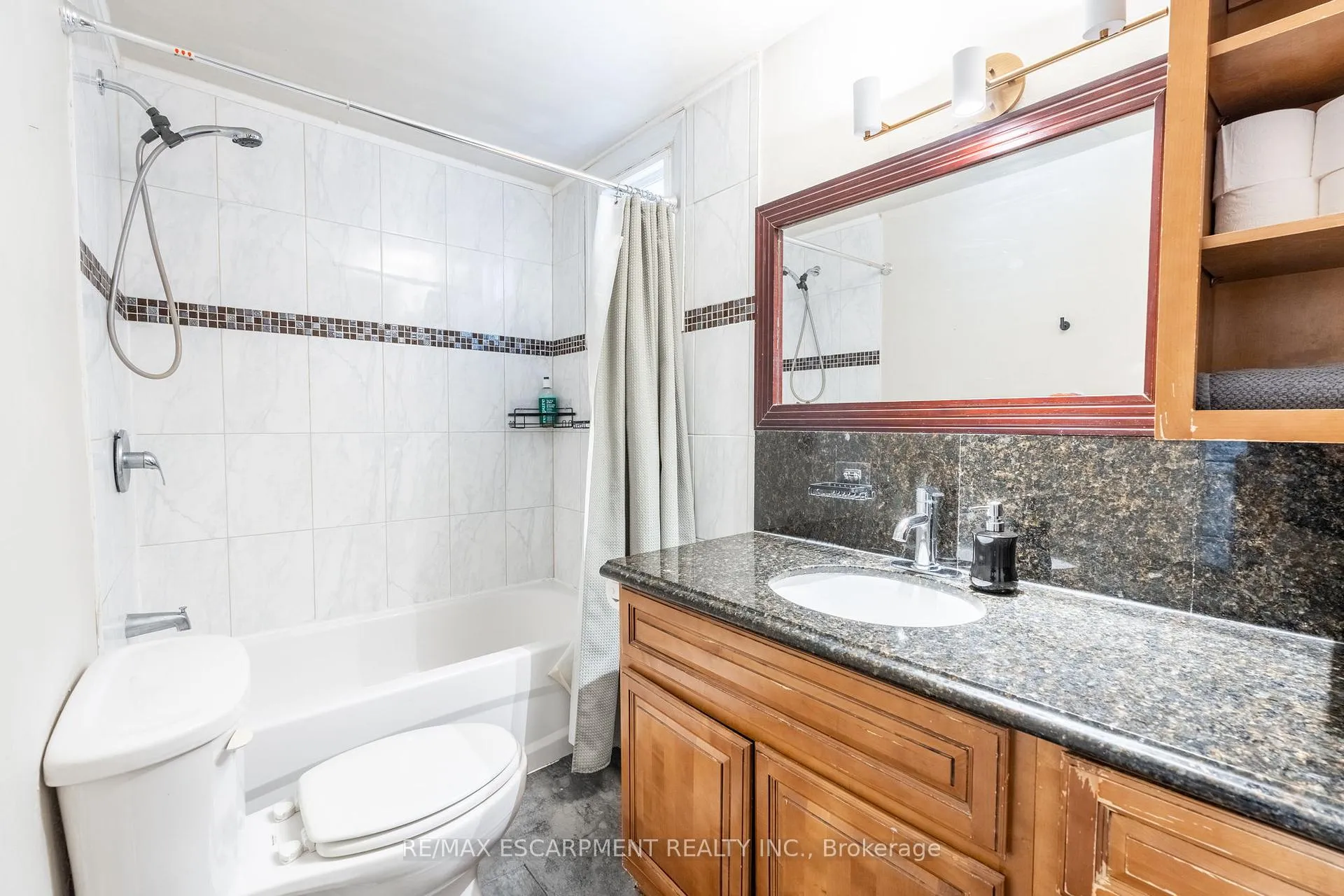 Photo 36 of 71 Clyde Street, Hamilton, Landsdale — HOMEH