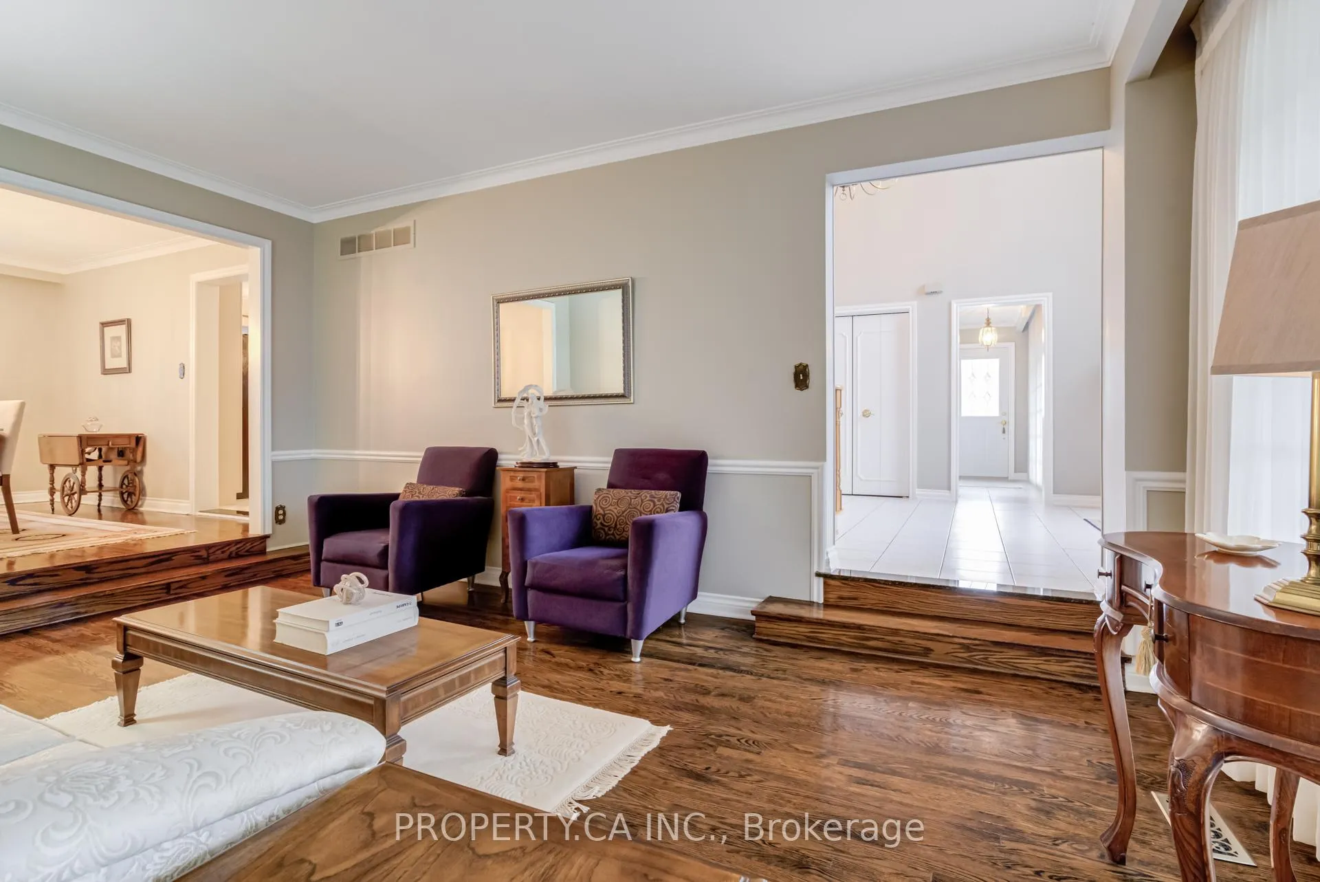 Photo 10 of 76 Wigwoss Drive, Vaughan, West Woodbridge — HOMEH