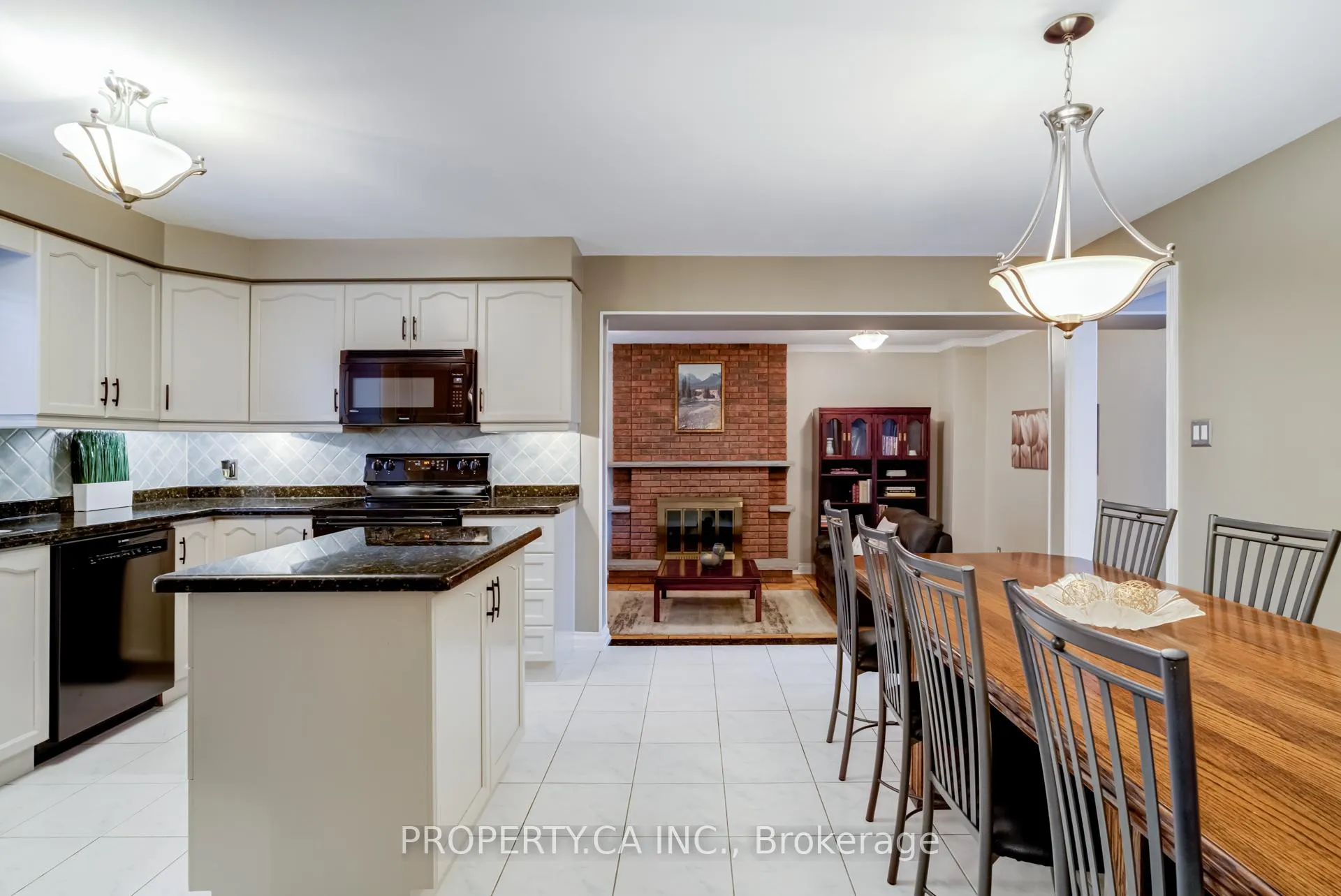 Photo 14 of 76 Wigwoss Drive, Vaughan, West Woodbridge — HOMEH