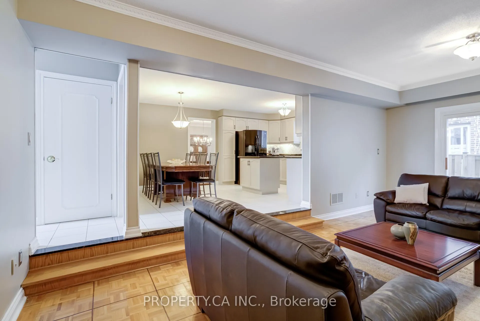 Photo 17 of 76 Wigwoss Drive, Vaughan, West Woodbridge — HOMEH