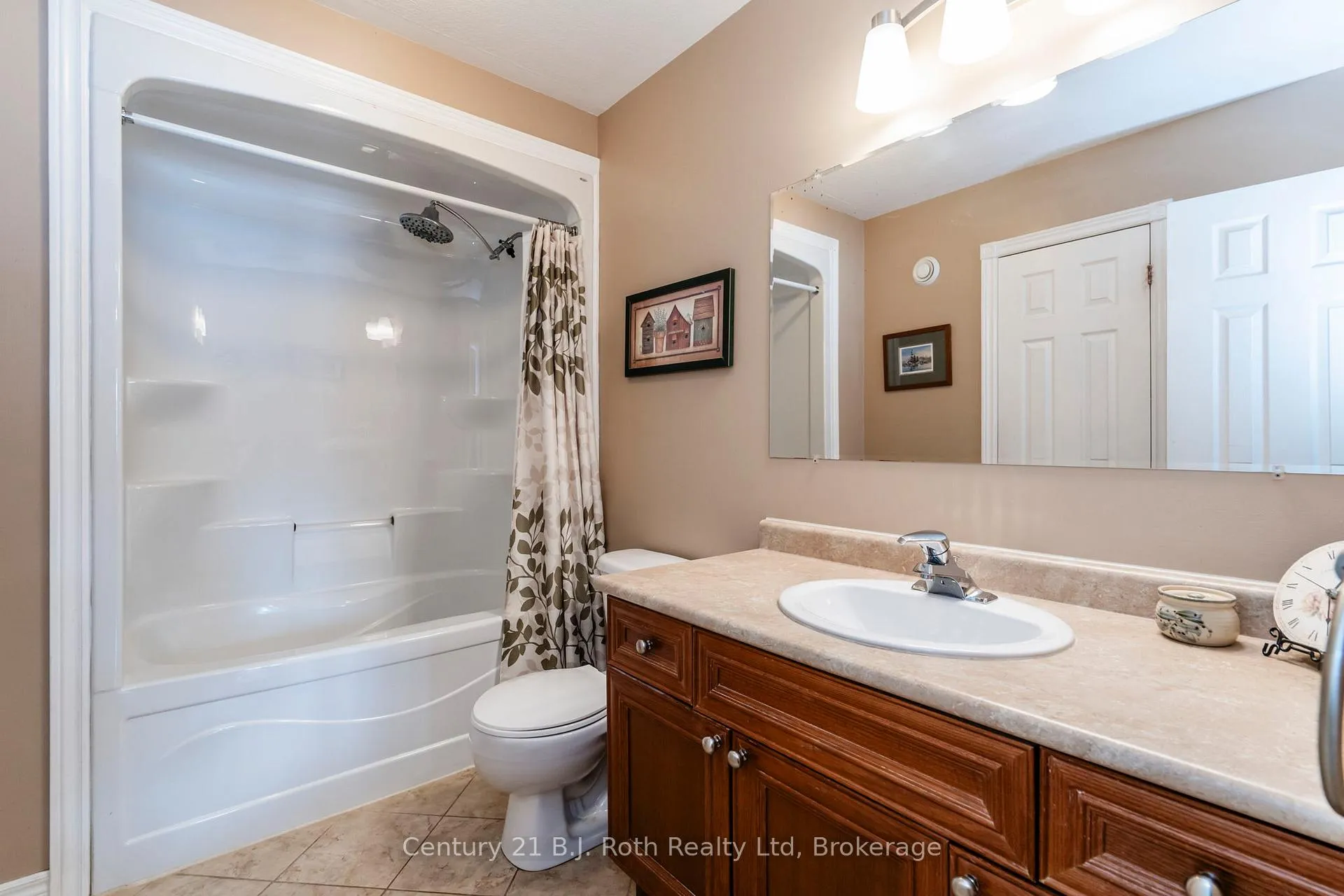 Photo 19 of 18 Bourgeois Beach Road, Tay, Victoria Harbour — HOMEH