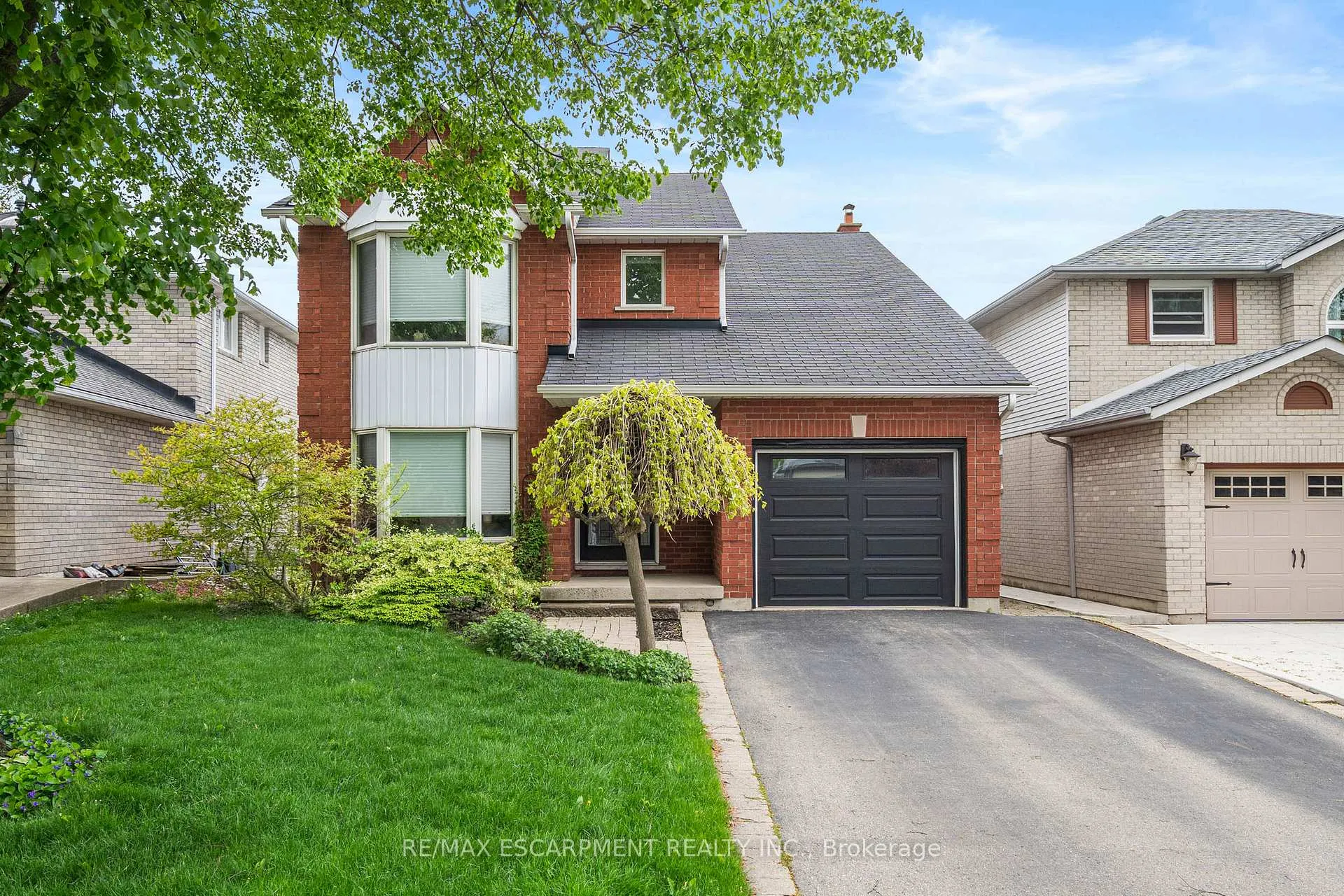 Front of 43 Glenayr Street