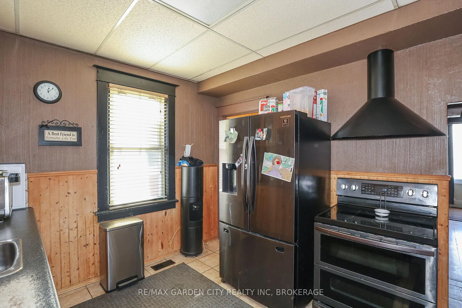 Photo 10 of 244 Niagara Street, St. Catharines, Facer — HOMEH