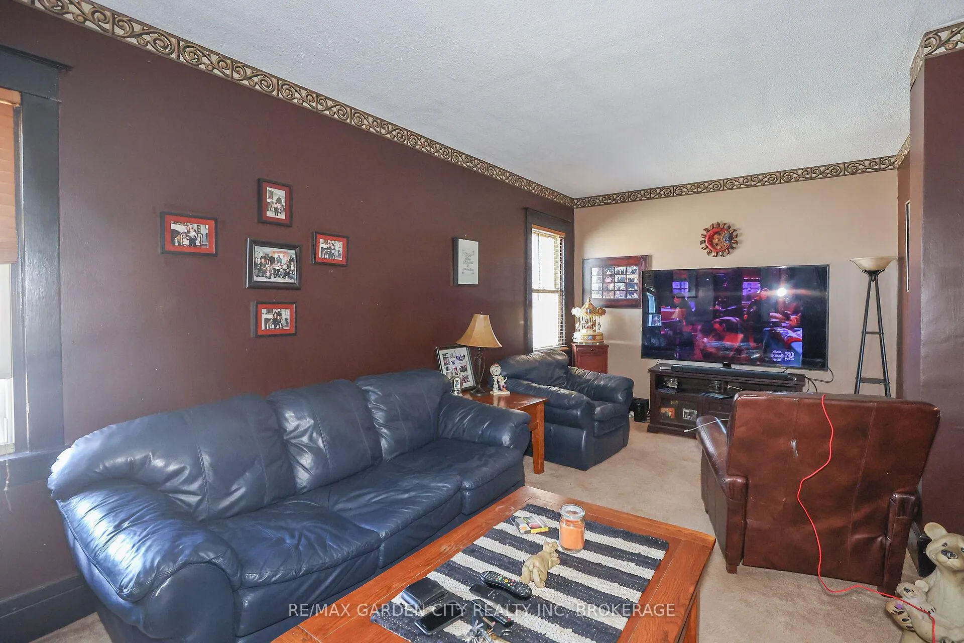 Photo 14 of 244 Niagara Street, St. Catharines, Facer — HOMEH