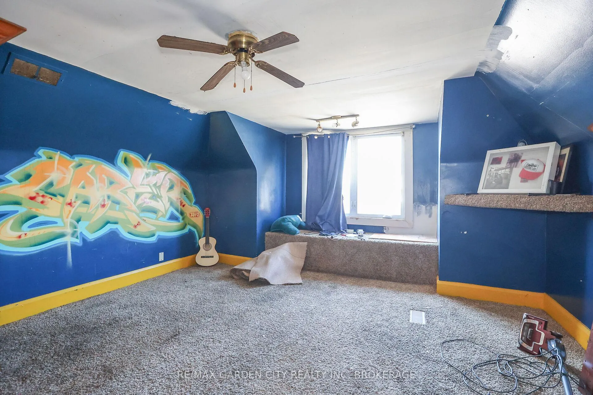 Photo 20 of 244 Niagara Street, St. Catharines, Facer — HOMEH