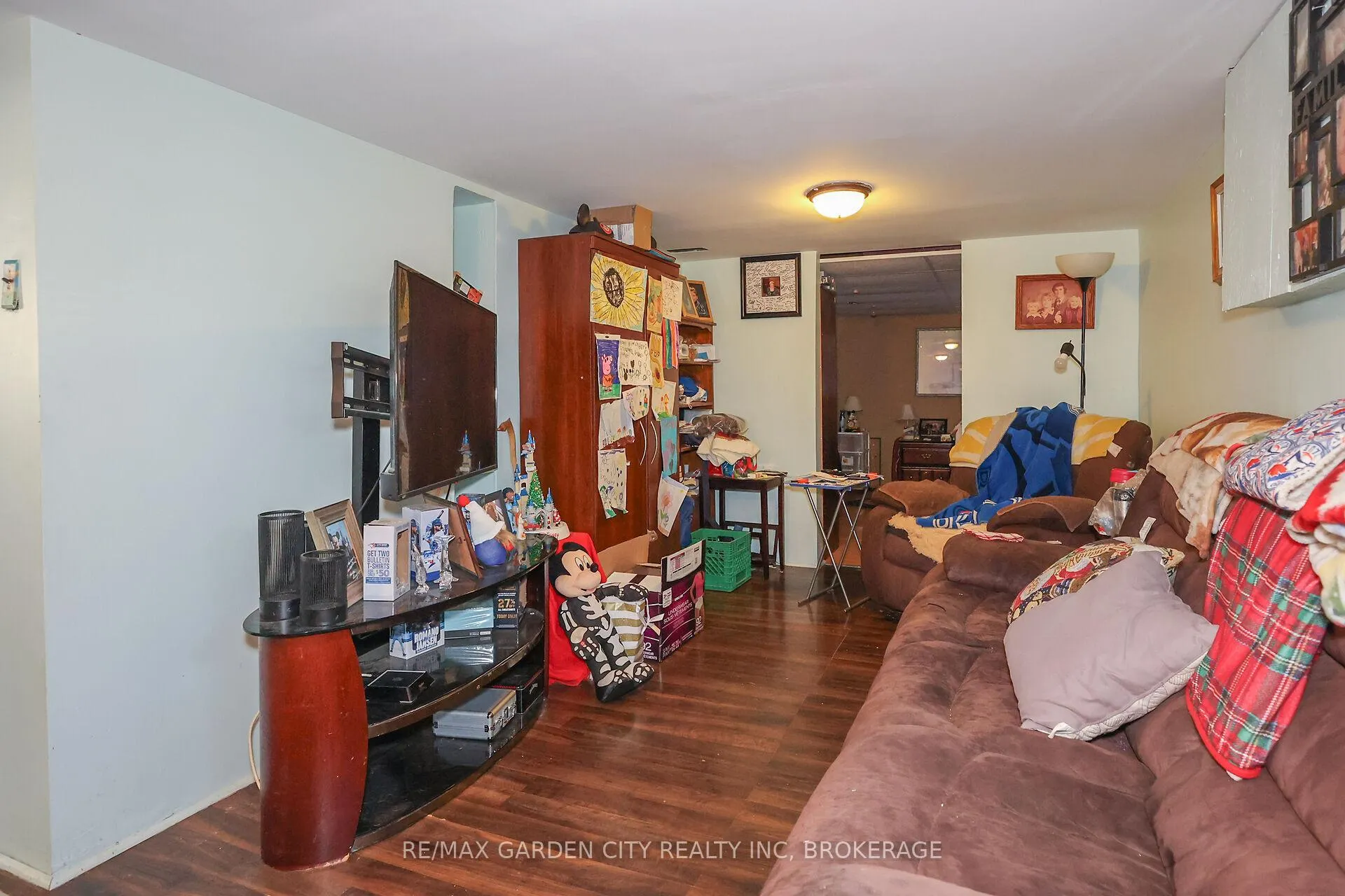 Photo 24 of 244 Niagara Street, St. Catharines, Facer — HOMEH