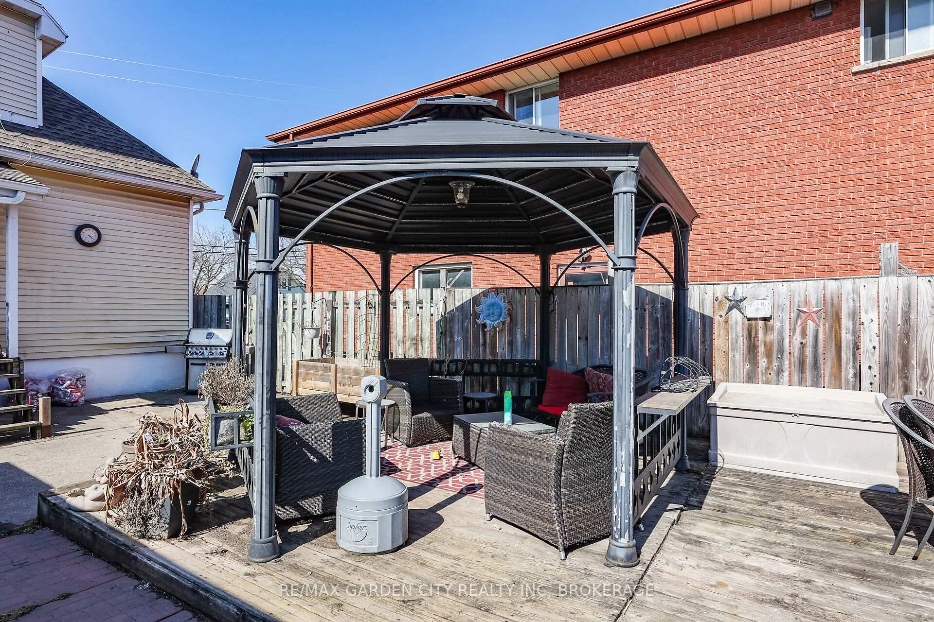 Photo 31 of 244 Niagara Street, St. Catharines, Facer — HOMEH