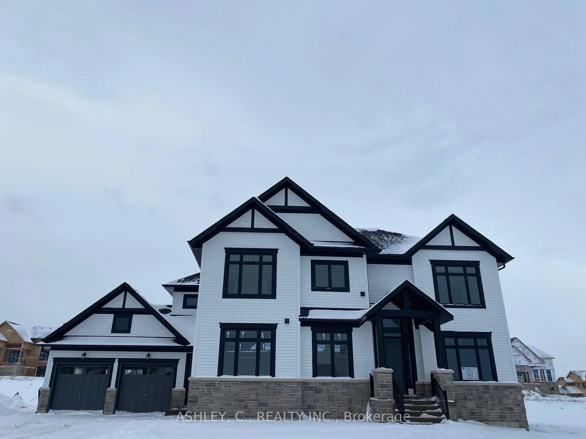 Photo 2 of 50 Holly Lane, Caledon, Alton — HOMEH