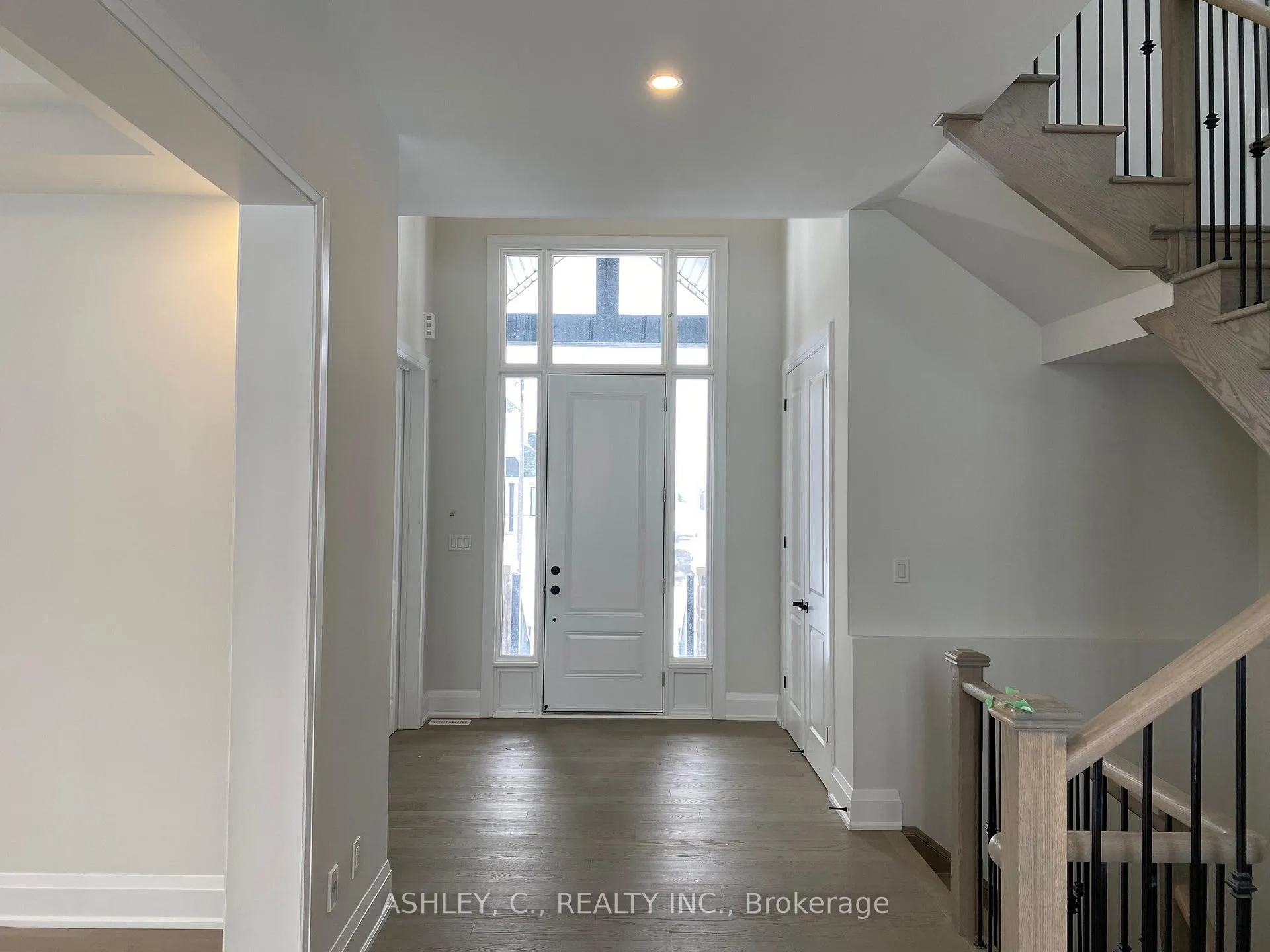 Photo 3 of 50 Holly Lane, Caledon, Alton — HOMEH