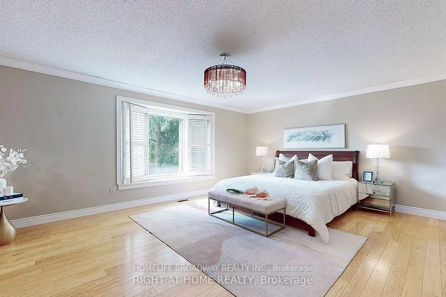 Photo 14 of 9 Trillium Drive, Aurora, Aurora Highlands — HOMEH