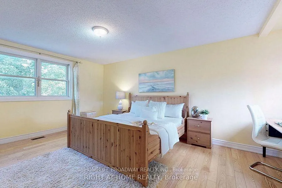 Photo 18 of 9 Trillium Drive, Aurora, Aurora Highlands — HOMEH