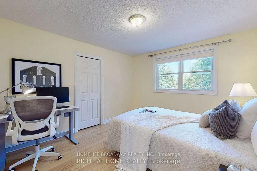 Photo 20 of 9 Trillium Drive, Aurora, Aurora Highlands — HOMEH