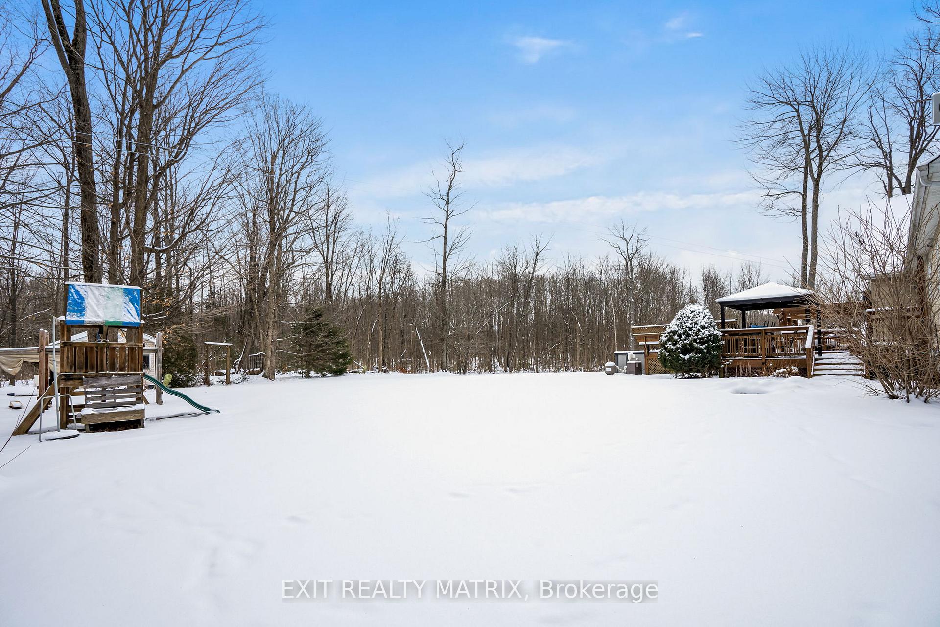 Photo 3 of 736 Fox Run Road, Champlain, Champlain Twp — HOMEH