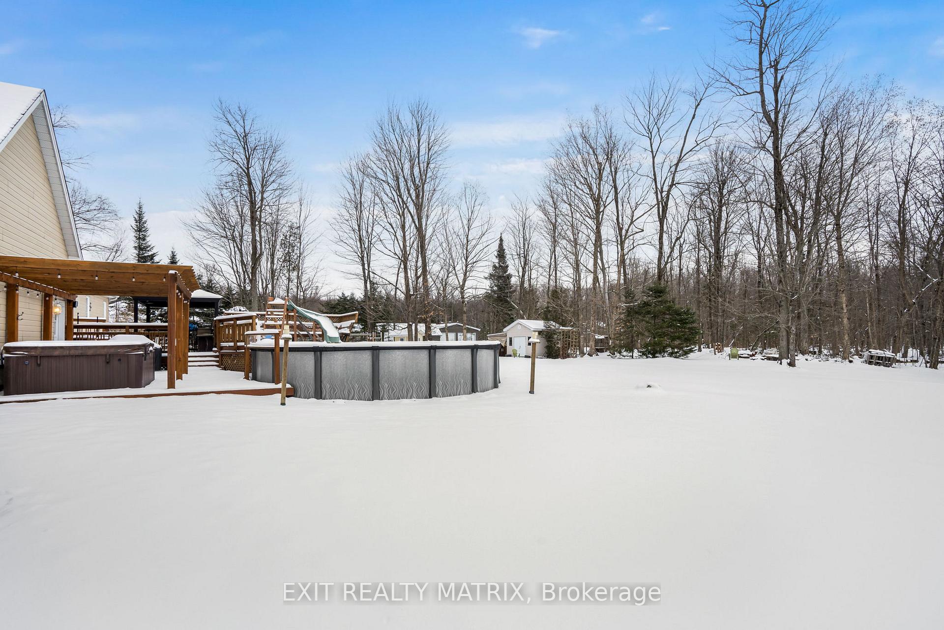 Photo 5 of 736 Fox Run Road, Champlain, Champlain Twp — HOMEH