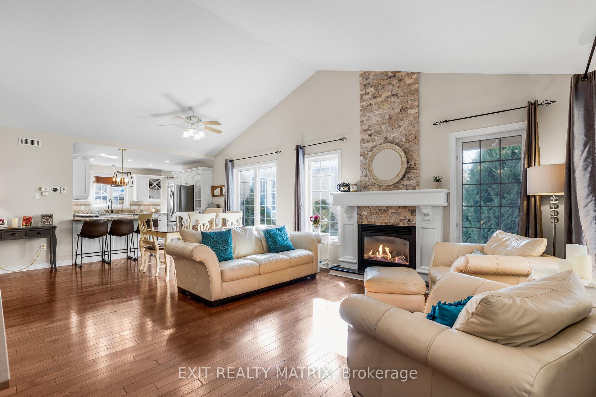 Photo 6 of 736 Fox Run Road, Champlain, Champlain Twp — HOMEH