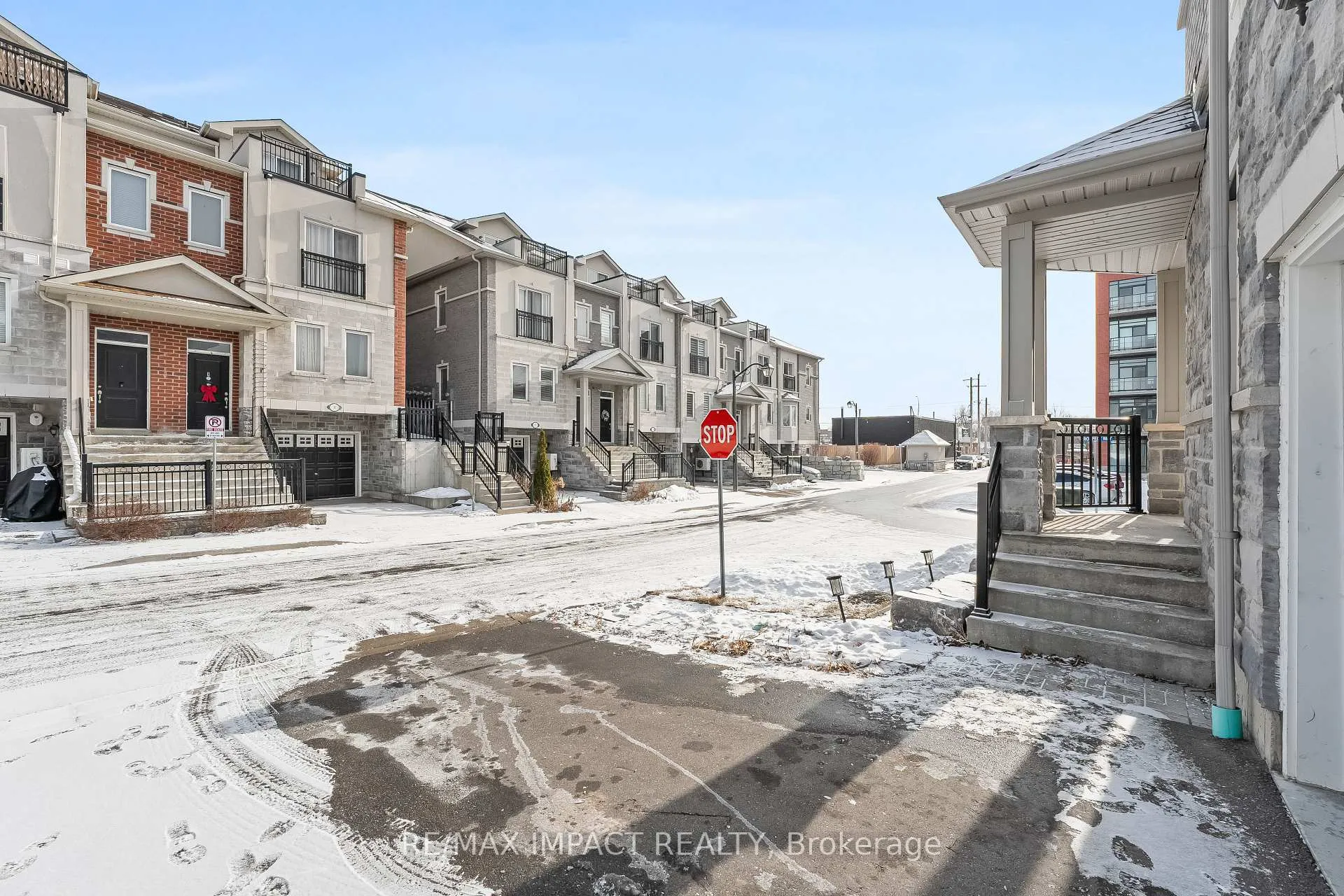 Photo 4 of 10 Kantium Way, Whitby, Pringle Creek — HOMEH