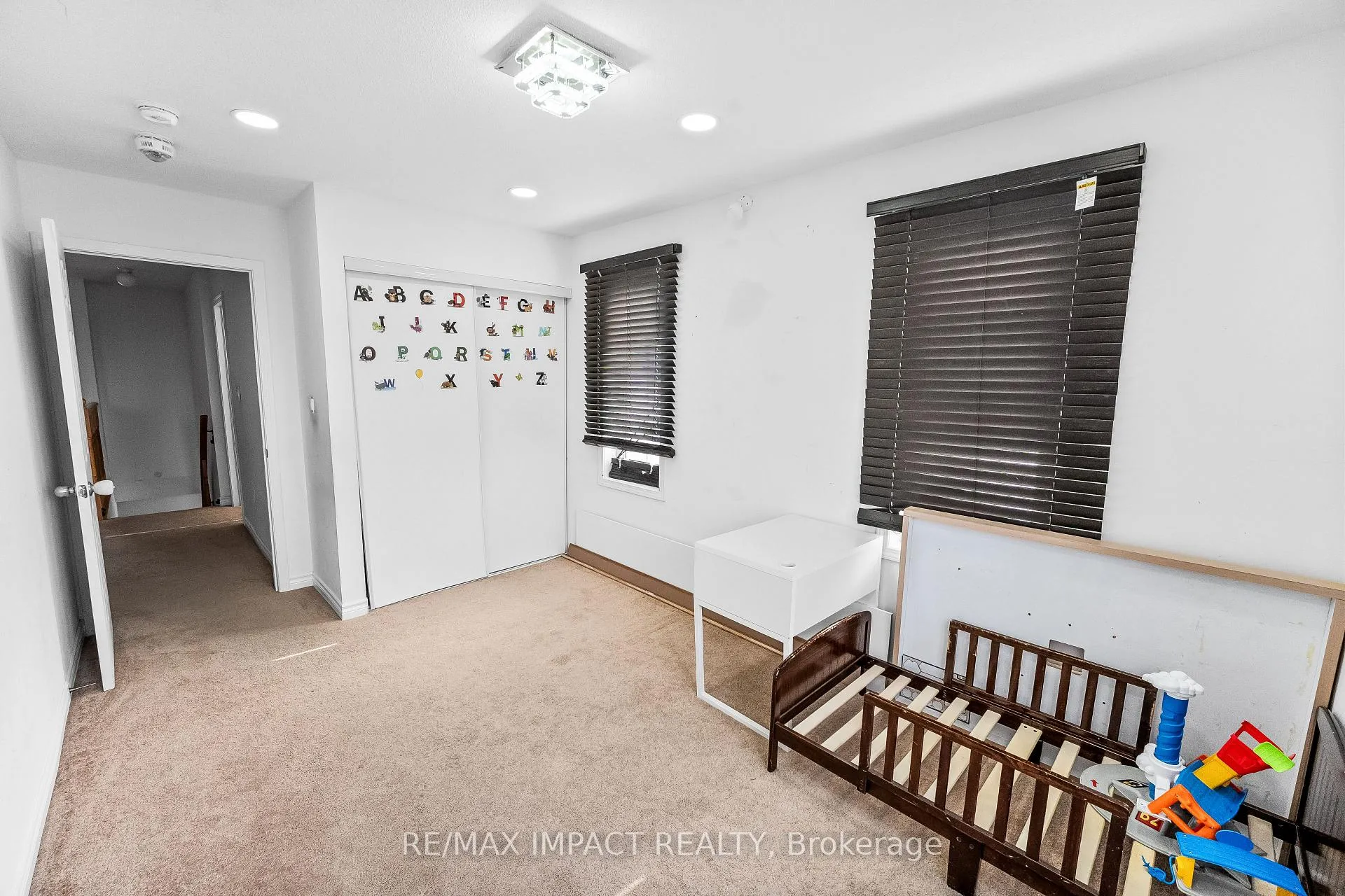 Photo 32 of 10 Kantium Way, Whitby, Pringle Creek — HOMEH