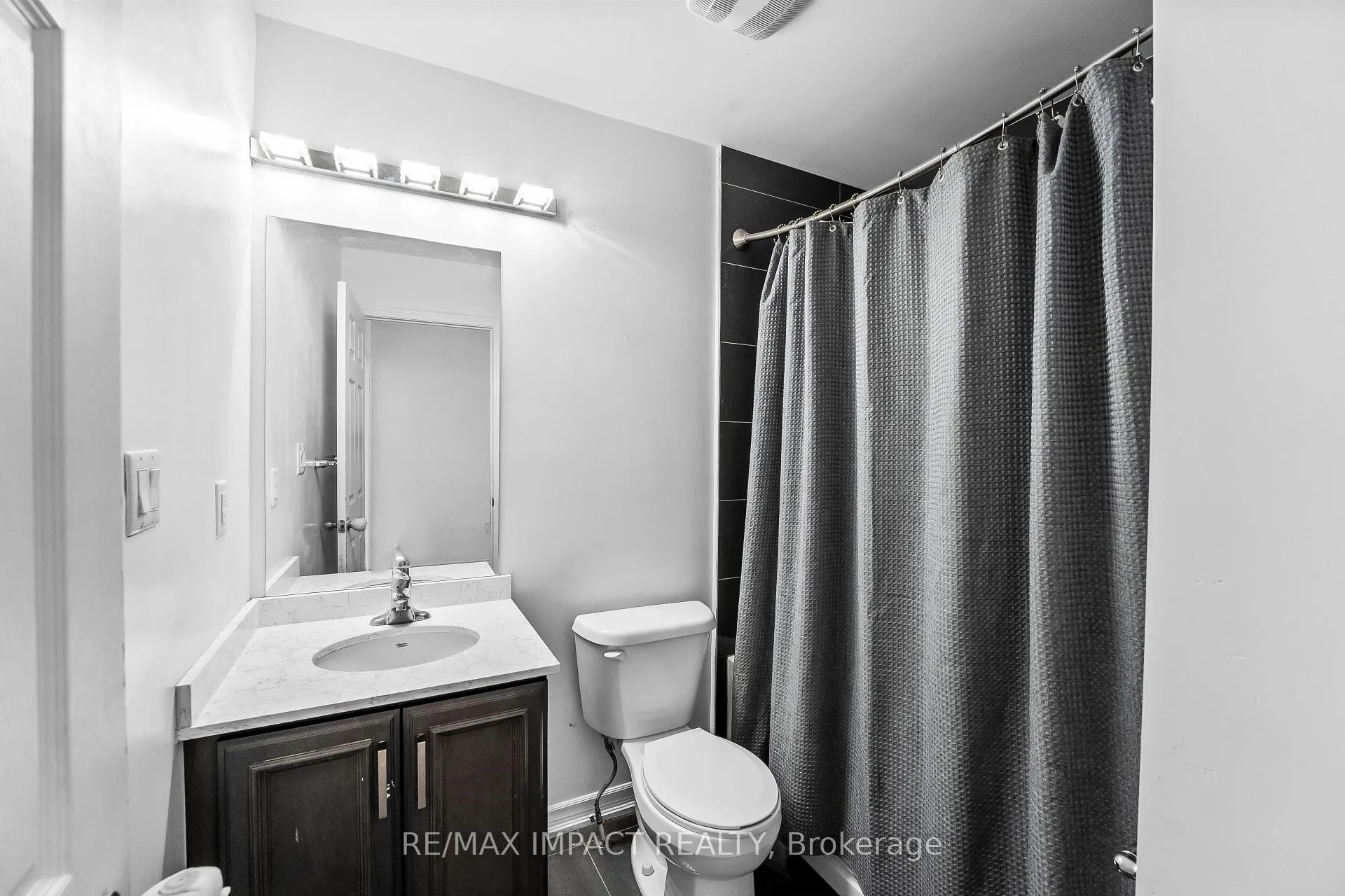 Photo 35 of 10 Kantium Way, Whitby, Pringle Creek — HOMEH