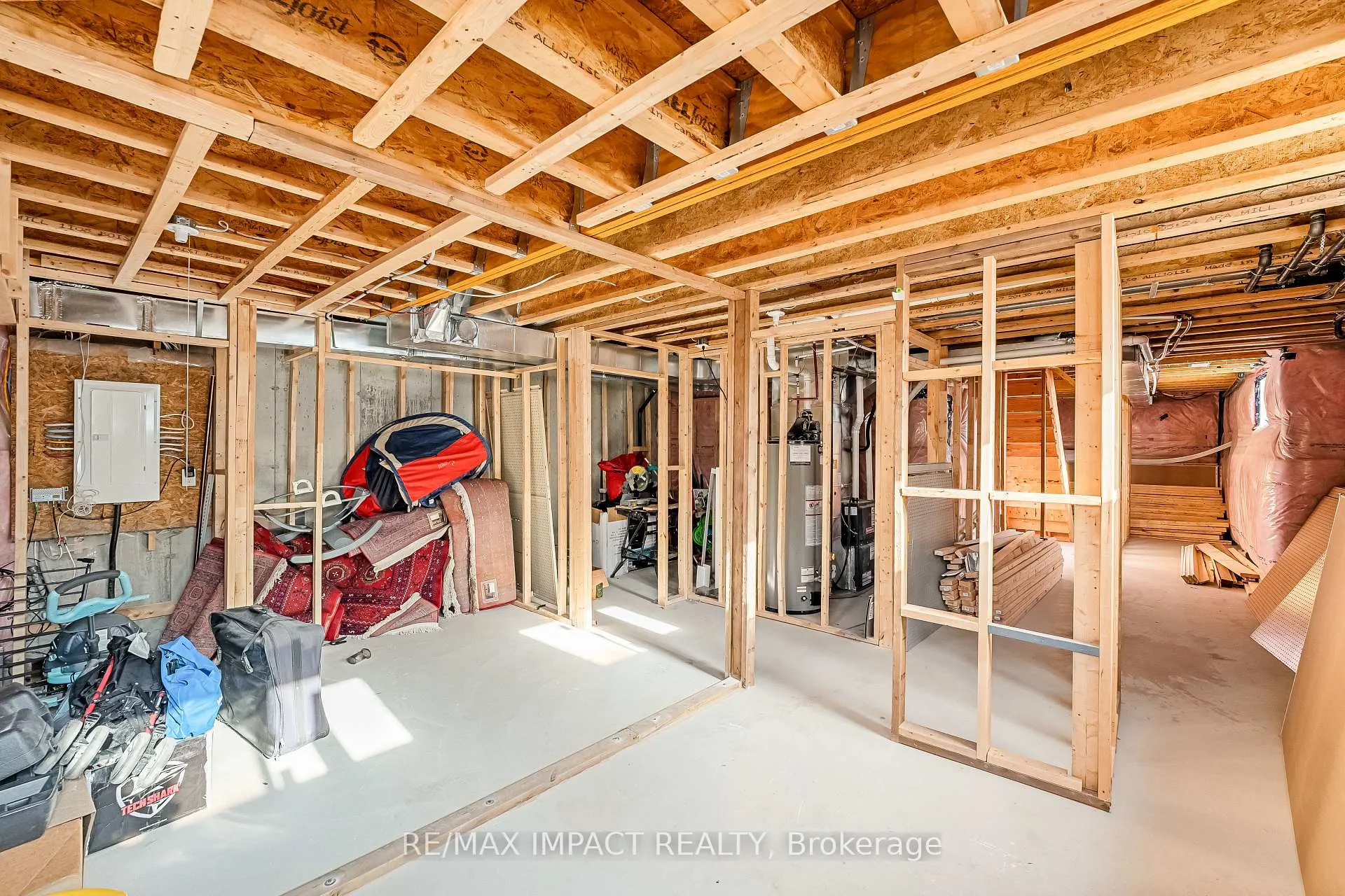 Photo 40 of 10 Kantium Way, Whitby, Pringle Creek — HOMEH