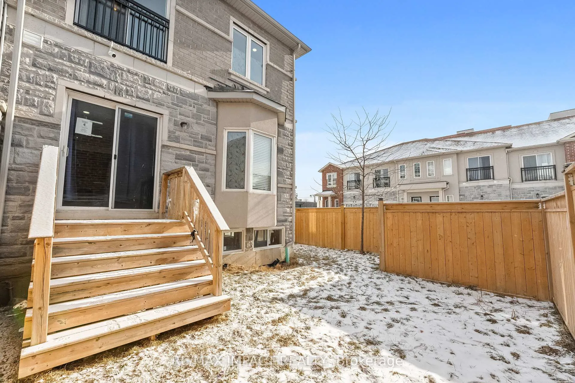 Photo 45 of 10 Kantium Way, Whitby, Pringle Creek — HOMEH