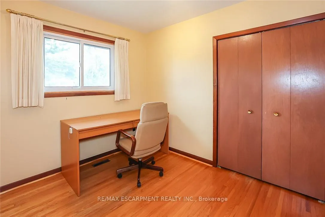 Photo 18 of 5750 Hodgson Avenue, Niagara Falls, Ascot — HOMEH