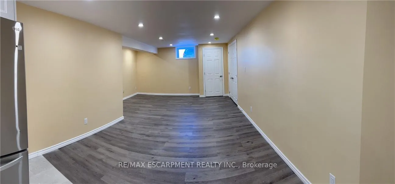 Photo 37 of 5750 Hodgson Avenue, Niagara Falls, Ascot — HOMEH