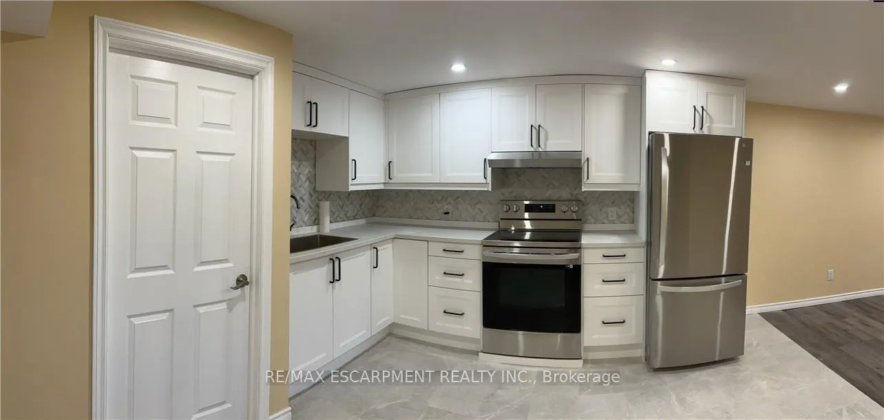 Photo 43 of 5750 Hodgson Avenue, Niagara Falls, Ascot — HOMEH
