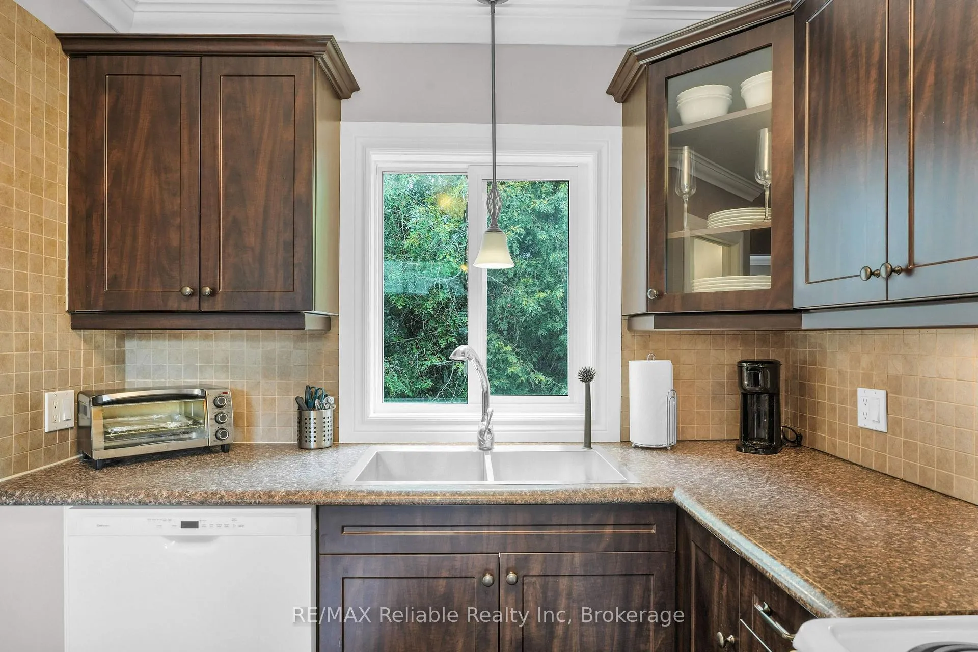 Photo 17 of 143 Albert Street, Central Huron, Clinton — HOMEH