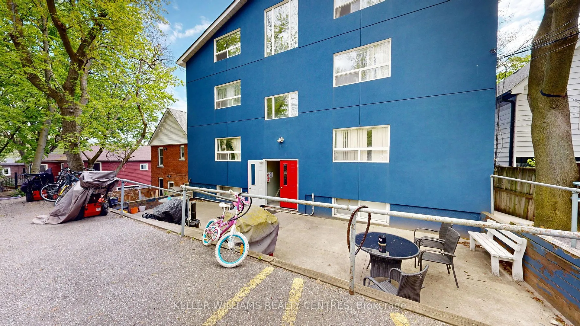 Photo 3 of 10 Ivy Avenue, Toronto, South Riverdale — HOMEH