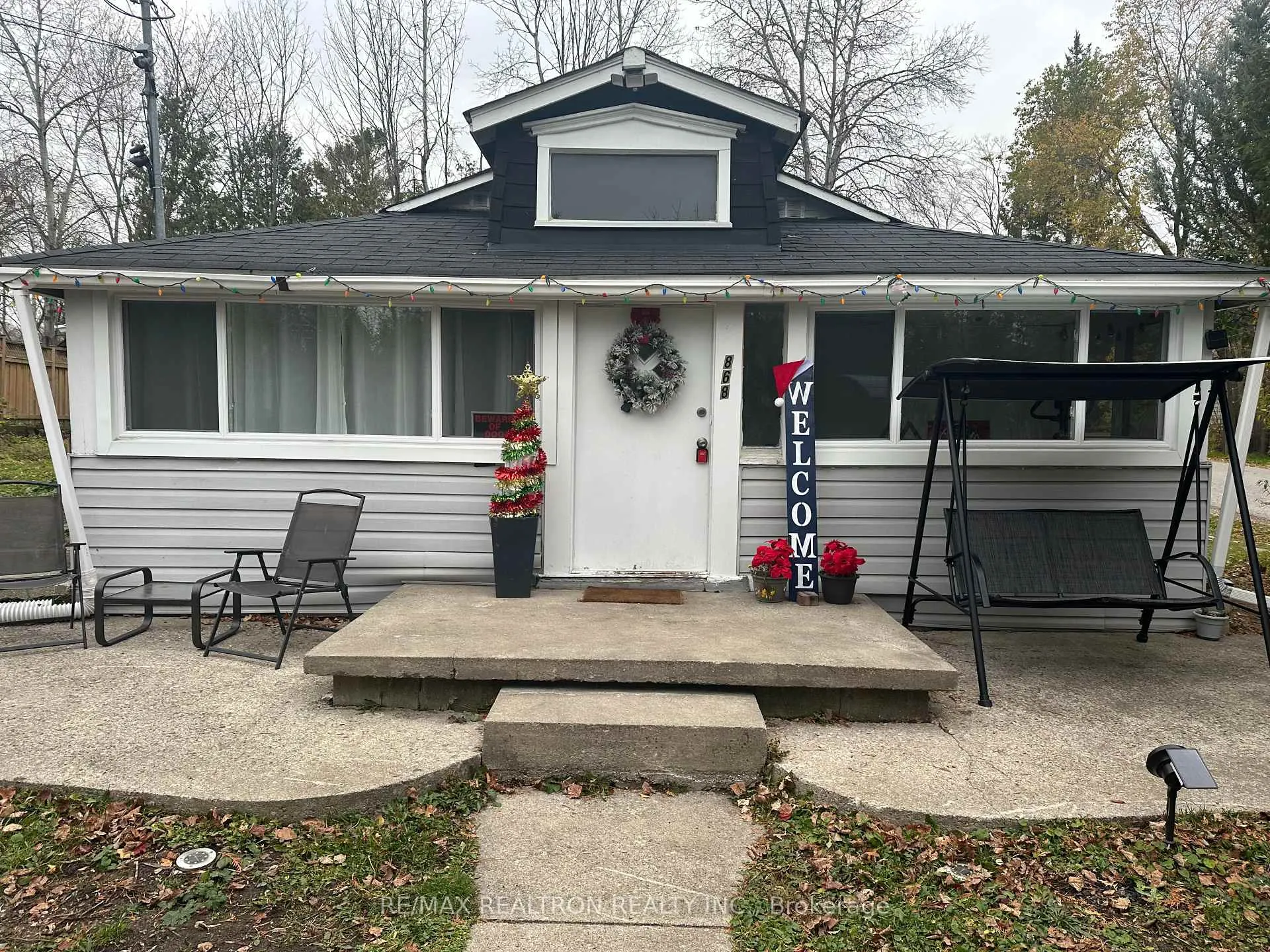 Photo 2 of 868 Adams Road, Innisfil, Alcona — HOMEH