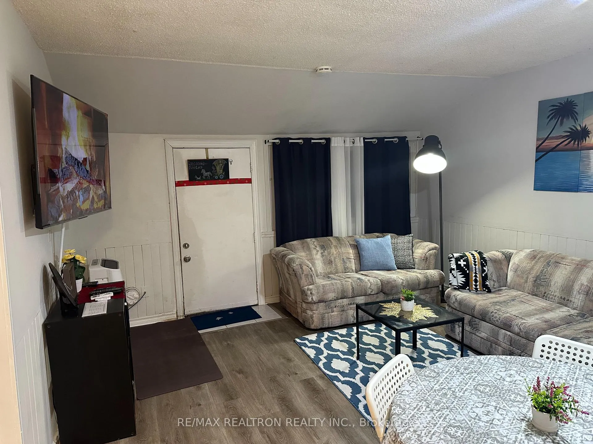 Photo 3 of 868 Adams Road, Innisfil, Alcona — HOMEH