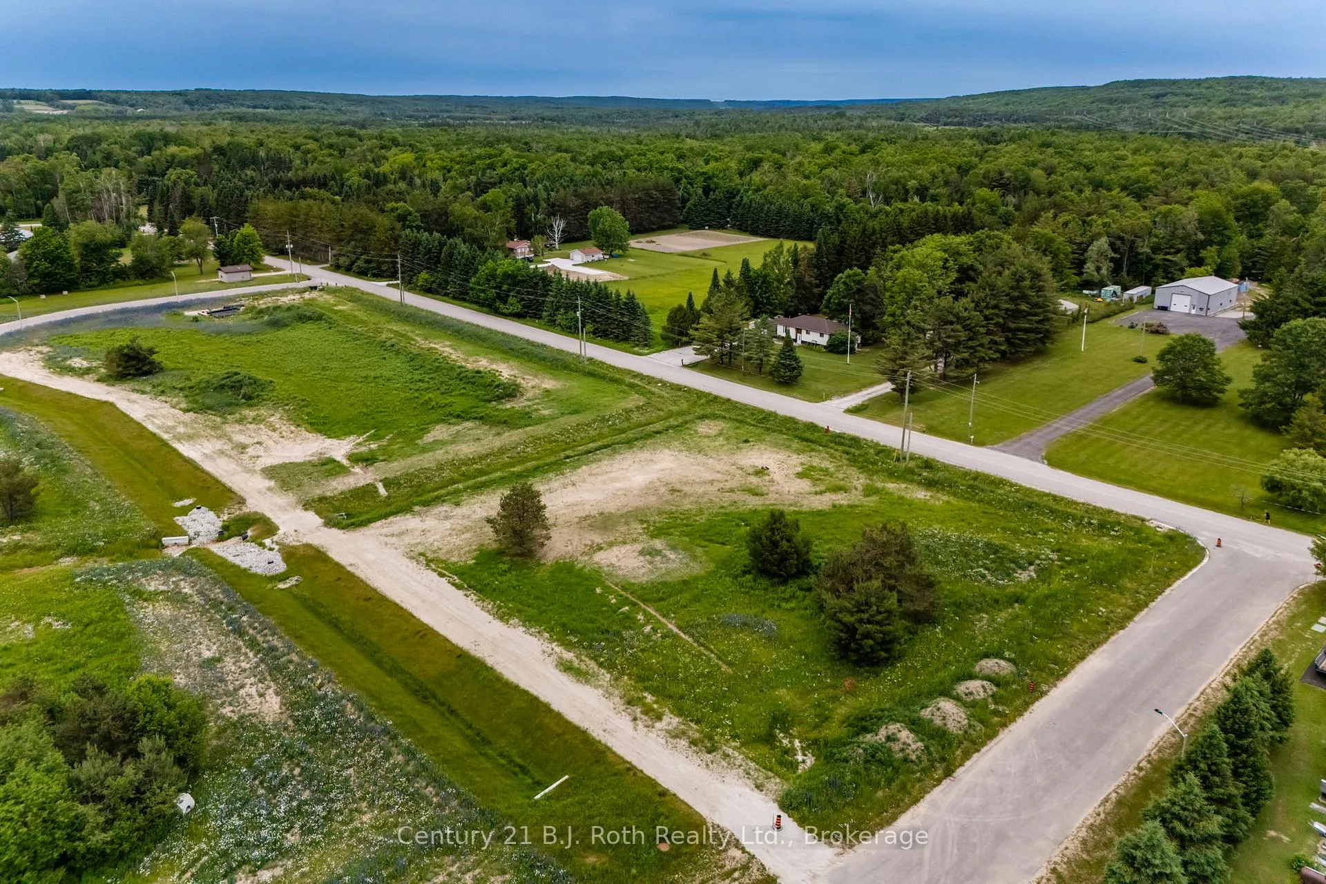 Photo 3 of 7 Scarlett Line, Springwater, Hillsdale — HOMEH
